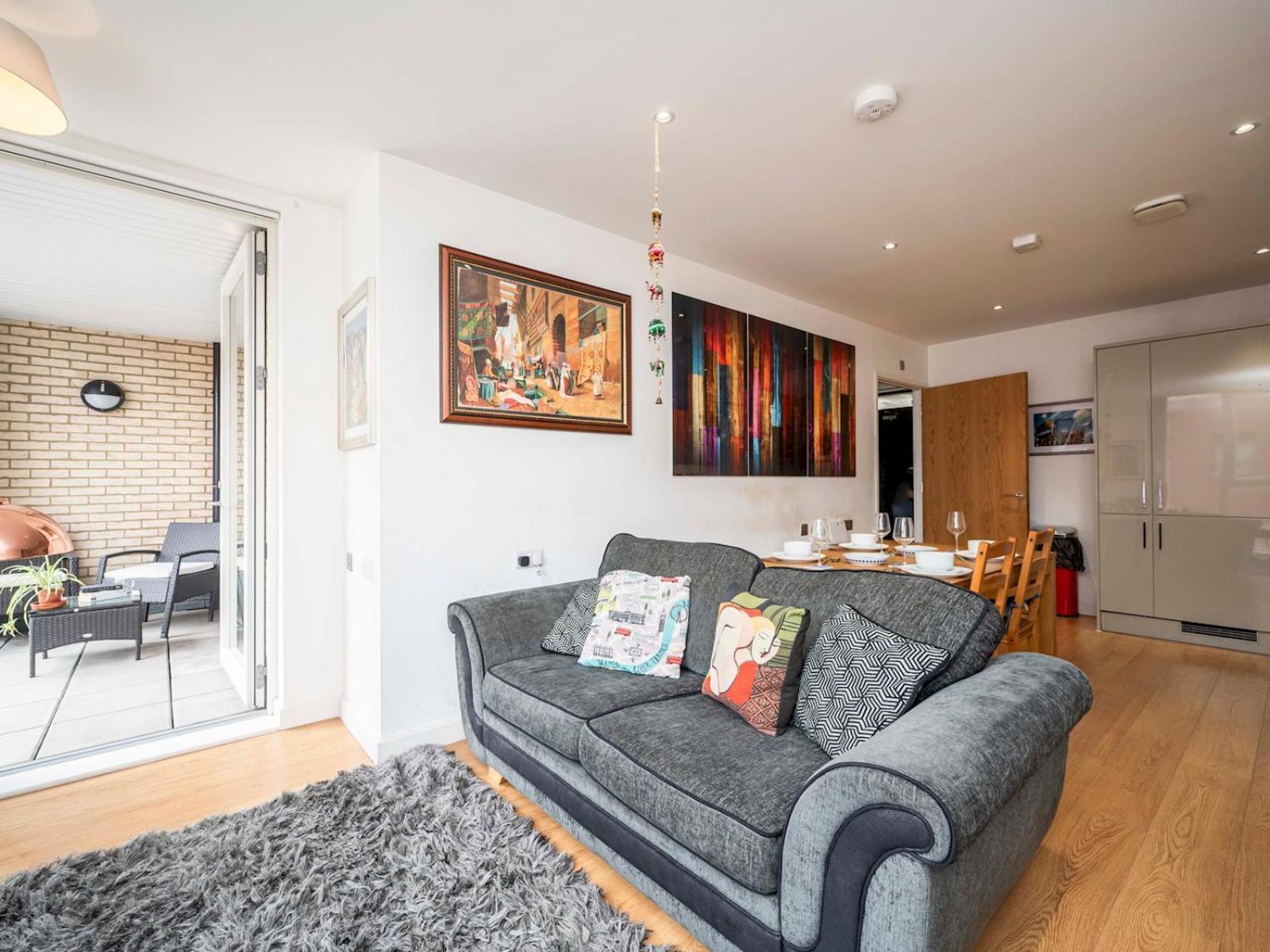 London Apartment Near Tower Bridge And Tube Pass The Keys Exterior photo