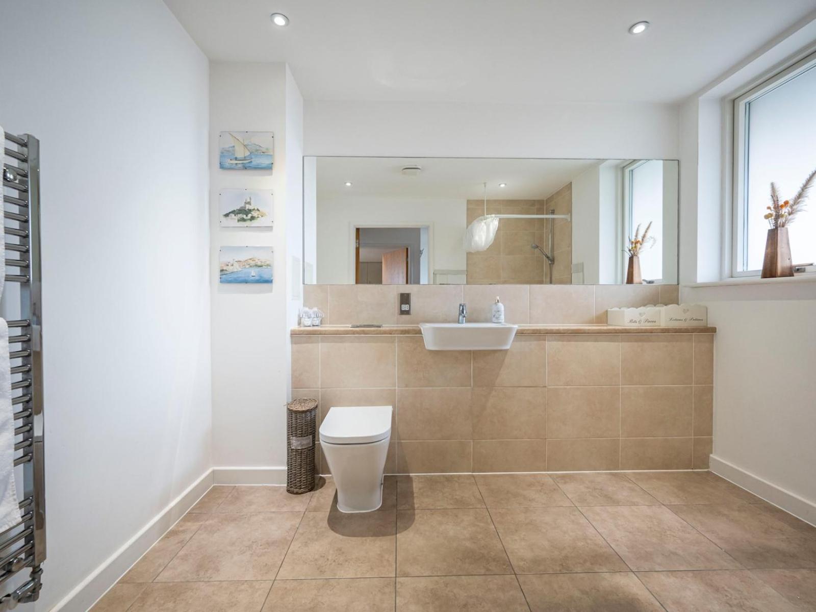 London Apartment Near Tower Bridge And Tube Pass The Keys Exterior photo
